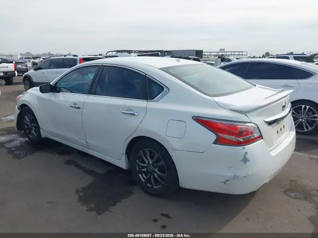 1N4AL3AP1FC442128 — 2015 Nissan Altima 2.5 S, фото 3 с аукциона IAAI 13.10.2026, Передняя часть справа