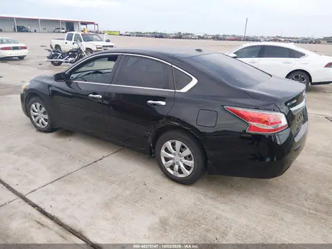 2015 Nissan Altima 2.5 S VIN 1N4AL3AP0FN399020 фото 3