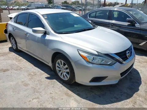 1N4AL3AP1HN344353 — 2017 Nissan Altima 2.5 S, Задняя часть (Rear), фото до ремонта