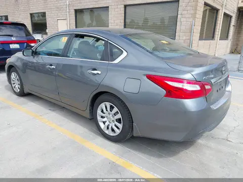 2017 Nissan Altima 2.5 S VIN 1N4AL3AP5HN348261 фото 3
