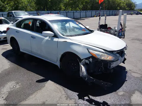 1N4AL3AP3JC472465 — 2018 Nissan Altima 2.5 S, Левый бок (Left Side), фото до ремонта
