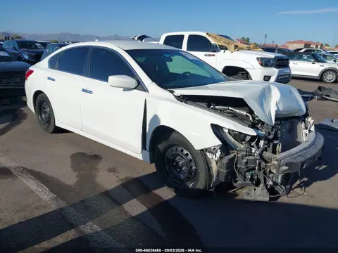 1N4AL3AP3JC176748 — 2018 Nissan Altima 2.5 S, Передняя часть (Front End), фото до ремонта