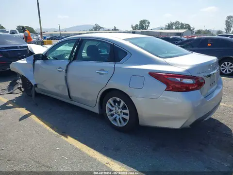 2018 Nissan Altima 2.5 S VIN 1N4AL3AP3JC140896 фото 3