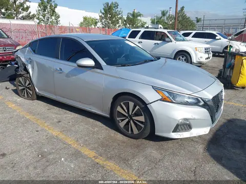 1N4BL4BV3KC213094 — 2019 Nissan Altima 2.5 S, Задняя часть (Rear), фото до ремонта