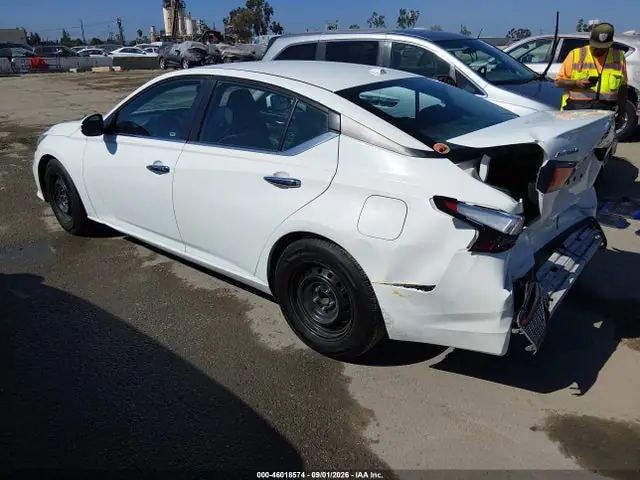 1N4BL4BV8KC221613 — 2019 Nissan Altima 2.5 S, фото 3 с аукциона IAAI 14.10.2026, Задняя часть