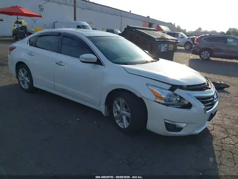1N4AL3AP1EC152373 — 2014 Nissan Altima 2.5 SL, Передняя часть (Front End), фото до ремонта