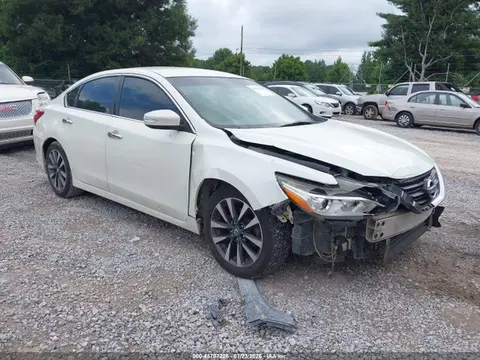 1N4AL3AP6GC295340 — 2016 Nissan Altima 2.5 SL, Передняя часть (Front & Rear), фото до ремонта