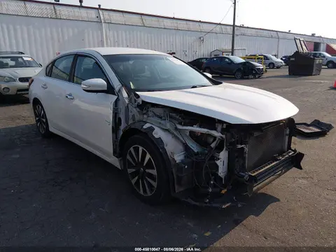 1N4AL3AP4JC192232 — 2018 Nissan Altima 2.5 SL, Повреждения со всех сторон (All Over), фото до ремонта