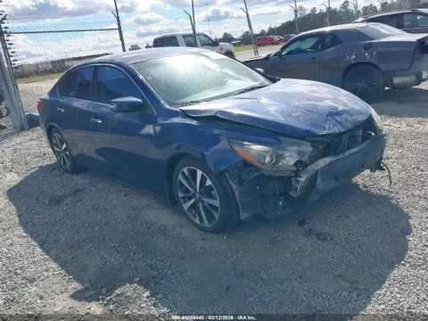 1N4AL3AP8GN334417 — 2016 Nissan Altima 2.5 SR, Передняя часть (Front End), фото до ремонта