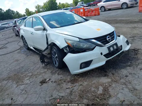 1N4AL3AP7JC101339 — 2018 Nissan Altima 2.5 SR, Левый бок (Left Side), фото до ремонта
