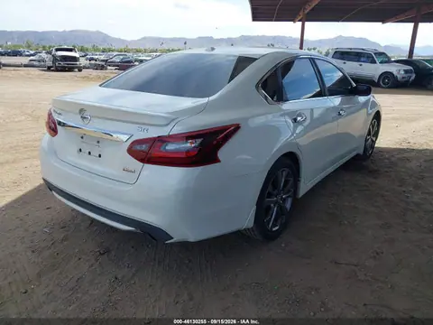 2018 Nissan Altima 2.5 Sr VIN 1N4AL3AP7JC220783 фото 4