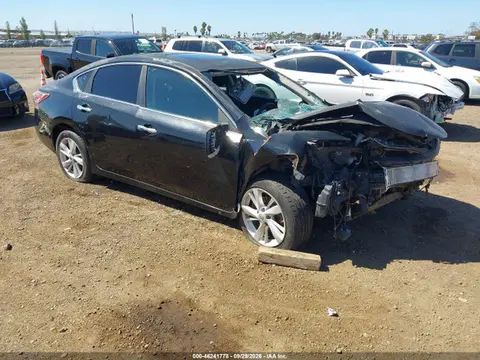 1N4AL3AP6EC427333 — 2014 Nissan Altima 2.5 SV, Естественный износ (Normal Wear & Tear), фото до ремонта