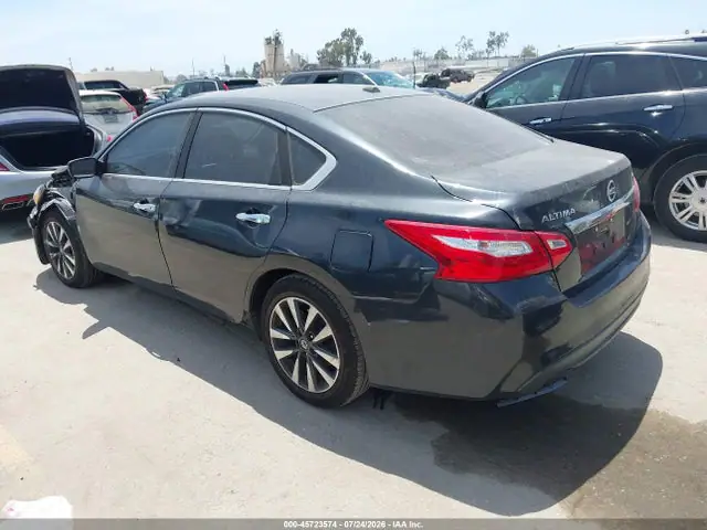 1N4AL3AP5HC169441 — 2017 Nissan Altima 2.5 SV, фото 3 с аукциона IAAI 30.09.2026, Передняя часть слева
