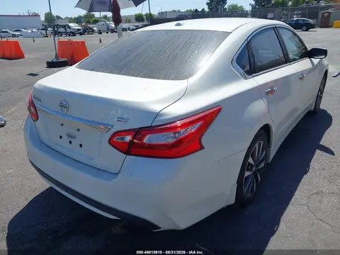 2017 Nissan Altima 2.5 Sv VIN 1N4AL3AP8HC208071 фото 4