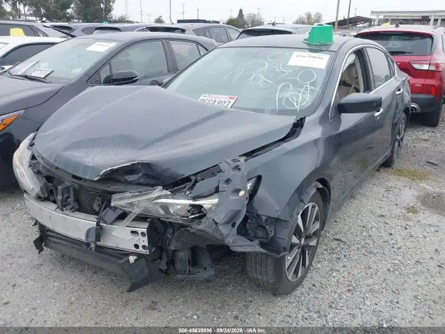 1N4AL3AP6JC109240 — 2018 Nissan Altima 2.5 SV, фото 2 с аукциона IAAI 30.09.2026, Передняя часть