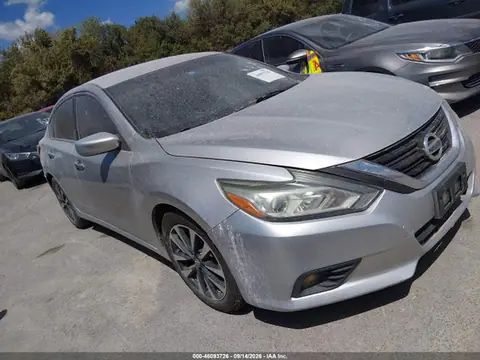 1N4AL3AP0JC179350 — 2018 Nissan Altima 2.5 SV, Repossession, фото до ремонта