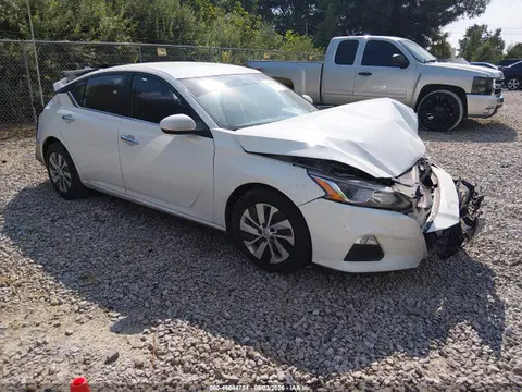 1N4BL4BV9LC279229 — 2020 Nissan Altima S FWD, Передняя часть (Front & Rear), фото до ремонта