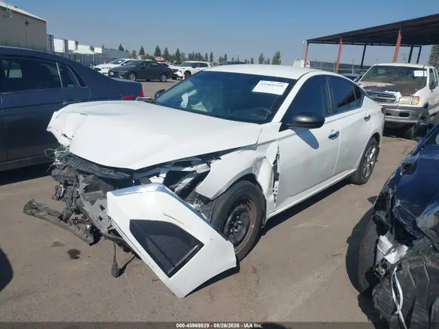 1N4BL4BV7RN321037 — 2024 Nissan Altima S FWD, фото 2 с аукциона IAAI 13.10.2026, Передняя часть