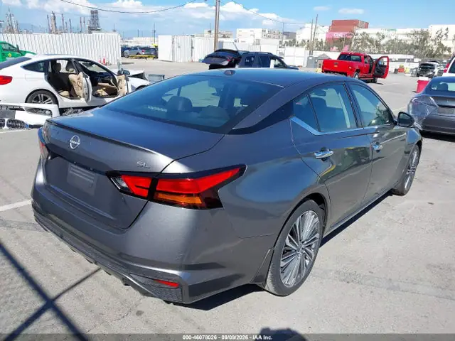 1N4BL4EV1RN372335 — 2024 Nissan Altima SL FWD, фото 4 с аукциона IAAI 14.10.2026, Передняя часть