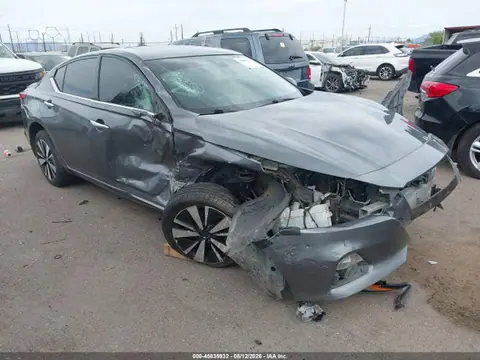 1N4BL4EW9LN302890 — 2020 Nissan Altima SL Intelligent AWD, Передняя часть (Front End), фото до ремонта