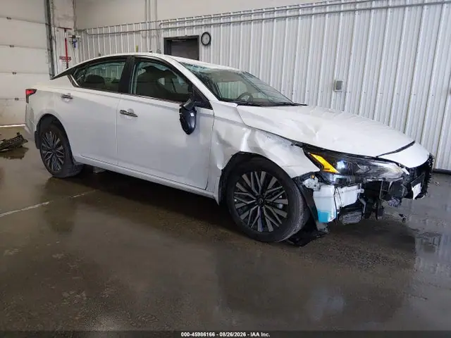 1N4BL4DW6SN379460 — 2025 Nissan Altima SV AWD, Повреждение двигателя (Engine Damage), фото до ремонта