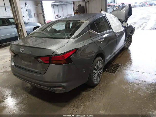 1N4BL4DW2SN370853 — 2025 Nissan Altima SV AWD, фото 4 с аукциона IAAI 14.10.2026, Передняя часть