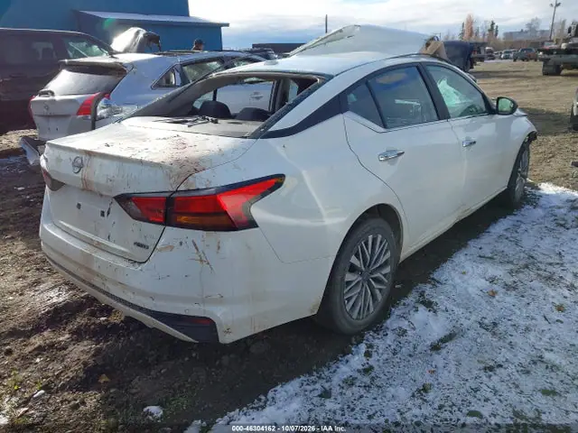 1N4BL4DW2SN370951 — 2025 Nissan Altima SV AWD, фото 4 с аукциона IAAI 14.10.2026, Передняя часть