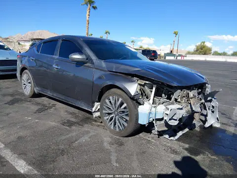 1N4BL4DV6PN380963 — 2023 Nissan Altima SV FWD, Передняя часть (Front End), фото до ремонта
