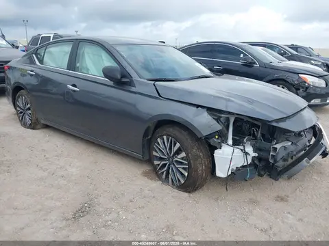 1N4BL4DV9SN424558 — 2025 Nissan Altima SV FWD, Передняя часть (Front End), фото до ремонта