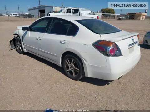 1N4AL21E69N555865 — 2009 Nissan Altima, фото 4 с аукциона IAAI, Передняя часть