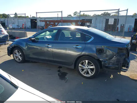 1N4AL3AP9DC128806 — 2013 Nissan Altima, Передняя часть, фото до ремонта