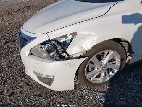 1N4AL3AP8DC152790 — 2013 Nissan Altima, Передняя часть, фото до ремонта