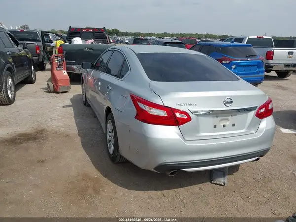 1N4AL3AP4GN357404 — 2016 Nissan Altima, фото 3 с аукциона IAAI, Правый бок