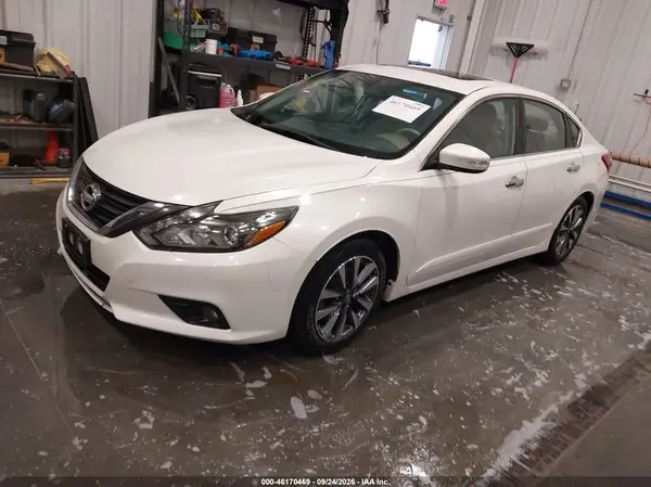 1N4AL3AP8GC224639 — 2016 Nissan Altima, фото 2 с аукциона IAAI 11.10.2026, Град