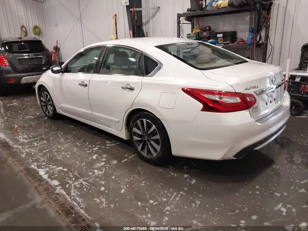 1N4AL3AP8GC224639 — 2016 Nissan Altima, фото 3 с аукциона IAAI 11.10.2026, Град