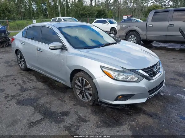 1N4AL3AP8GC249718 — 2016 Nissan Altima, Передняя часть (Front End), фото до ремонта