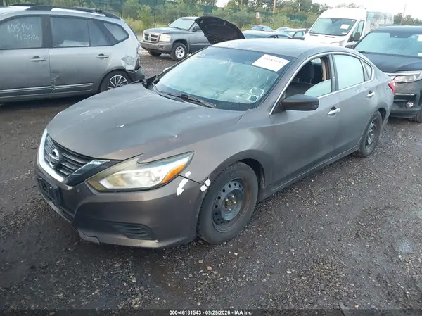 1N4AL3AP7GN305619 — 2016 Nissan Altima, фото 2 с аукциона IAAI 13.10.2026, Естественный износ