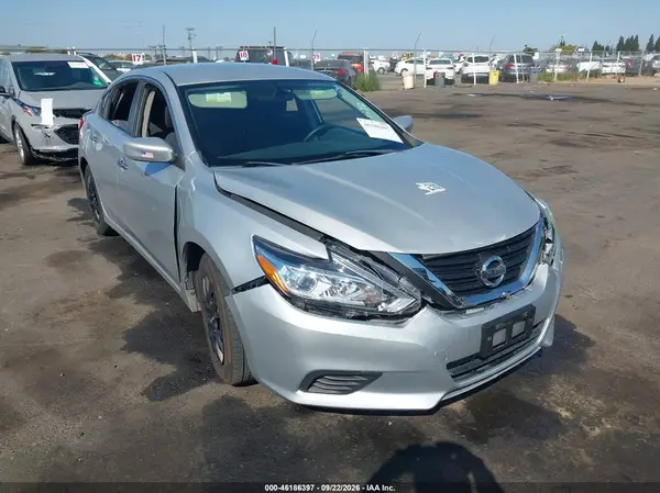 1N4AL3AP9GN376790 — 2016 Nissan Altima, Передняя часть (Front End), фото до ремонта