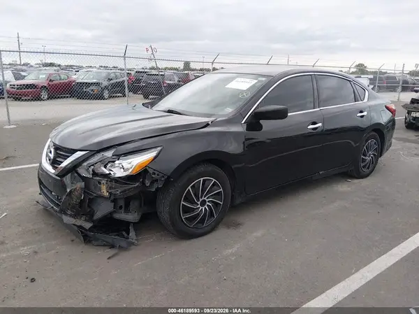1N4AL3AP7GN369059 — 2016 Nissan Altima, фото 2 с аукциона IAAI, Передняя часть слева