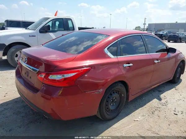 1N4AL3AP1GC174263 — 2016 Nissan Altima, фото 4 с аукциона IAAI 09.10.2026, Естественный износ