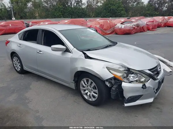 1N4AL3AP5GC254617 — 2016 Nissan Altima, Передняя часть справа (Right Front), фото до ремонта