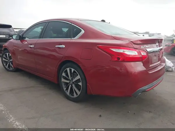 1N4AL3APXGC289251 — 2016 Nissan Altima, фото 3 с аукциона IAAI, Передняя часть справа