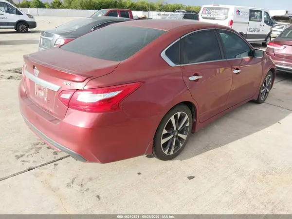 1N4AL3AP9GC116126 — 2016 Nissan Altima, фото 4 с аукциона IAAI, Естественный износ
