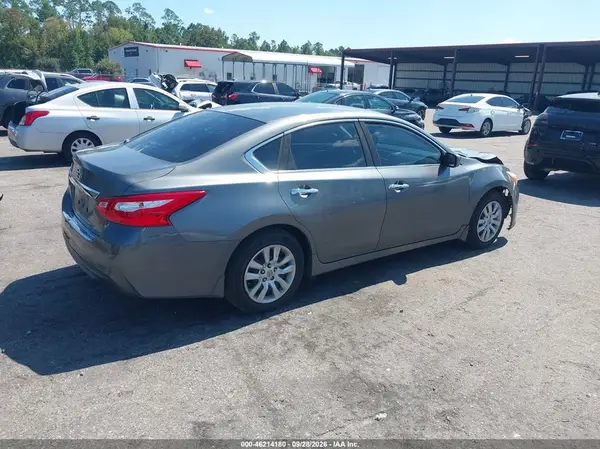 1N4AL3AP9GN343191 — 2016 Nissan Altima, фото 4 с аукциона IAAI, Передняя часть справа