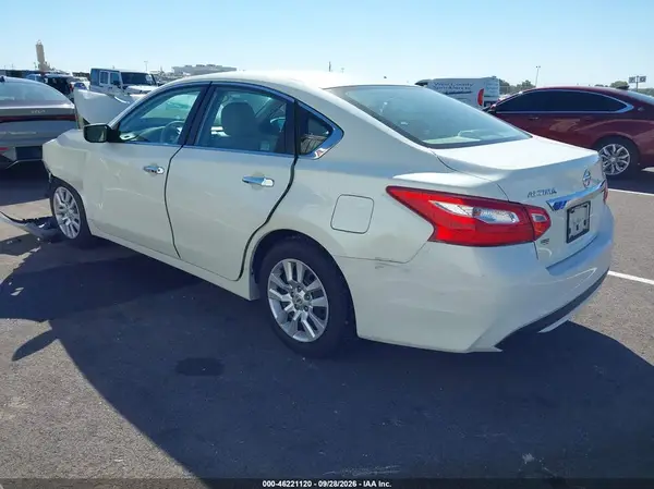1N4AL3APXGC252376 — 2016 Nissan Altima, фото 3 с аукциона IAAI, Передняя часть