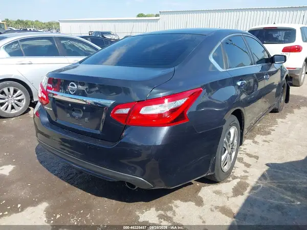 1N4AL3AP9GN331476 — 2016 Nissan Altima, фото 4 с аукциона IAAI, LEFT & RIGHT SIDE