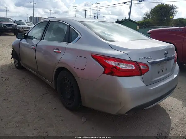 1N4AL3AP3GN310221 — 2016 Nissan Altima, фото 3 с аукциона IAAI, Передняя часть