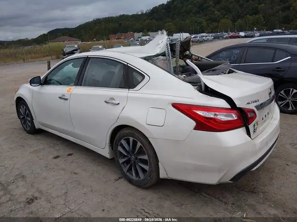 1N4AL3AP4GC125056 — 2016 Nissan Altima, фото 3 с аукциона IAAI, Повреждения со всех сторон