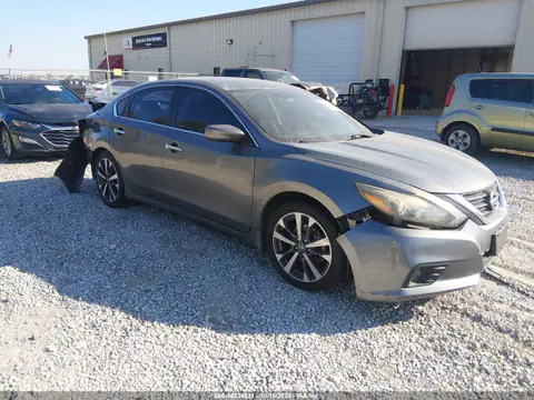 1N4AL3AP7GC178642 — 2016 Nissan Altima, Задняя часть, фото до ремонта