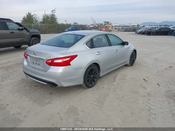 1N4AL3AP8HN339537 — 2017 Nissan Altima, фото 4 с аукциона IAAI 29.09.2026, CHARITY